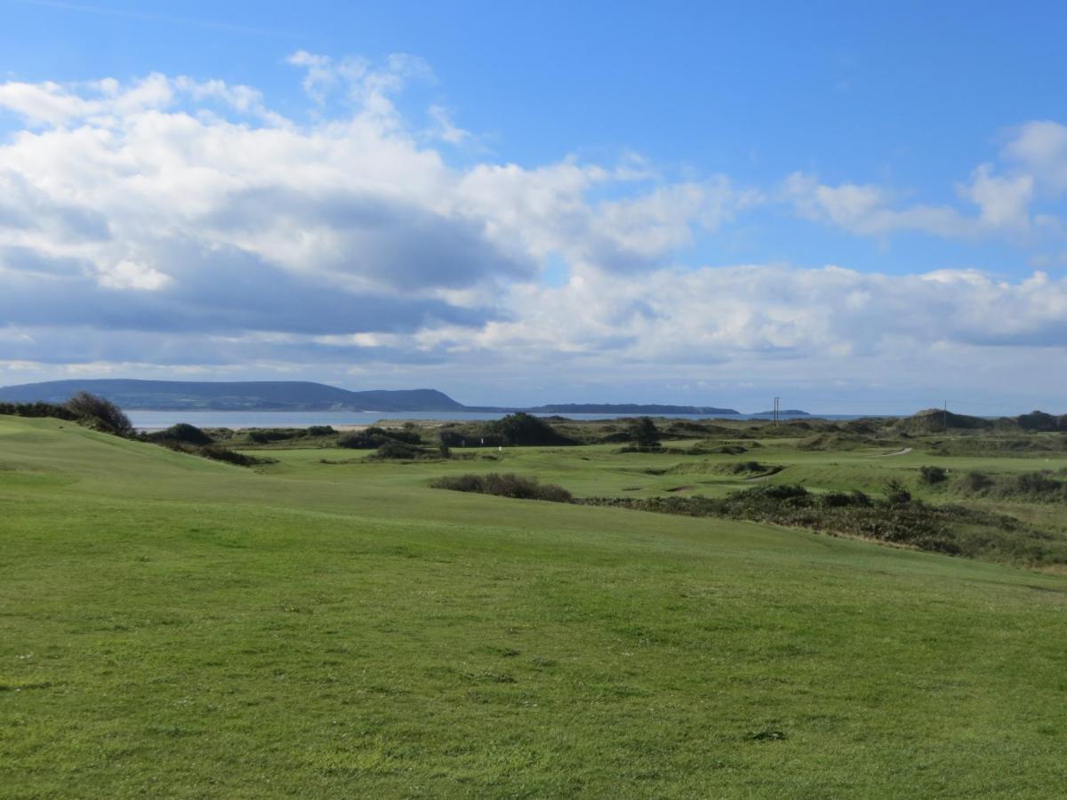 Four Seasons Guest House Pembrey Εξωτερικό φωτογραφία